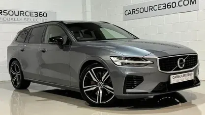 Używany Volvo V60 R-Design 390 KM (286 kW) 2020 Szary Kombi