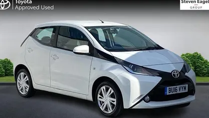 Used Toyota Aygo x-press 69 HP (50 kW) 2016 Hatchback
