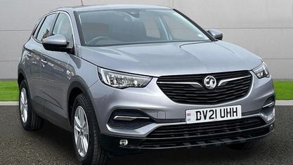 Second-hand Vauxhall Grandland X 131 CP (96 kW) 2021 Gri SUV