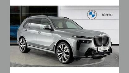 Begagnad BMW X7 M Sport 352 HK (258 kW) 2024 Grå SUV