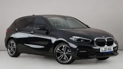 Used BMW 118 Sport Line 136 HP (100 kW) 2021 Black Hatchback