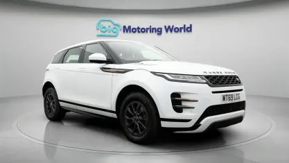 Used Land Rover Range Rover evoque R-Dynamic 152 HP (111 kW) 2019 White SUV