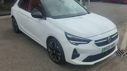 Used Vauxhall Corsa-e 100 kW (136 HP) 2023 White Hatchback