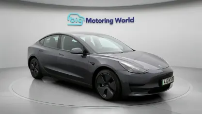 Used Tesla Model 3 Standard Range Plus 222 kW (302 HP) 2021 Grey Sedan