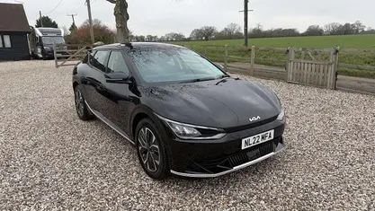Black Used 2022 Kia EV6 Air SUV | £18,895 (Fair price)