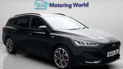Used Ford Focus ST-Line X 125 HP (91 kW) 2023 Black Estate