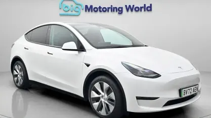 Used Tesla Model Y Long Range AWD 378 kW (514 HP) 2022 White SUV