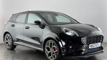 Black Used 2023 Ford Puma ST Hatchback | £18,000 (Good price)