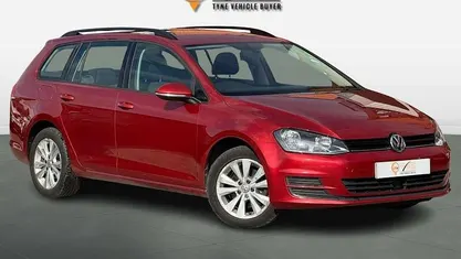Red Used 2014 VW Golf VII SE Estate | £6,995 (Fair price)