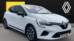 White Used 2022 Renault Clio V Evolution Hatchback | £14,233 (Fair price)