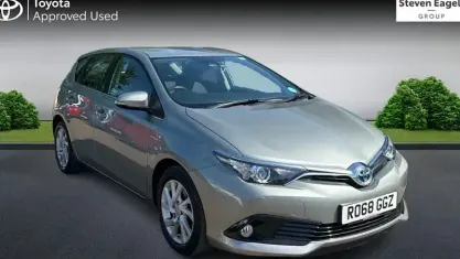 Used Toyota Auris Hybrid 136 HP (100 kW) 2019 Hatchback