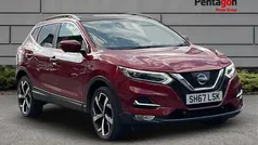 Red Used 2017 Nissan Qashqai Tekna SUV | £9,800 (Fair price)