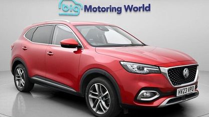 Używany MG HS Exclusive 162 KM (119 kW) 2023 Czerwony SUV