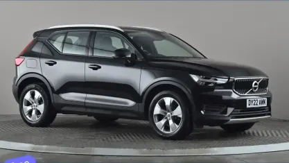 Begagnad Volvo XC40 Momentum 163 HK (119 kW) 2021 SUV
