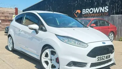 Used Ford Fiesta ST 182 HP (133 kW) 2017 White Hatchback