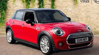Used Mini Cooper Exclusive 136 HP (100 kW) 2019 Red Hatchback