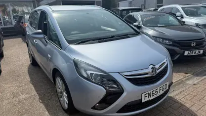 Used Vauxhall Zafira Tourer SRi 170 HP (125 kW) 2015 Silver MPV