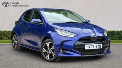 Second-hand Toyota Yaris Hybrid Design 116 CP (85 kW) 2025 Albastru Hatchback