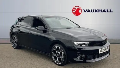 Used Vauxhall Astra Ultimate 131 HP (96 kW) 2024 Black Hatchback