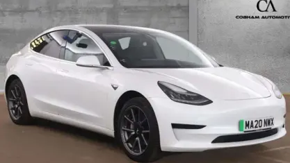 Used Tesla Model 3 Standard Range Plus 239 kW (325 HP) 2020 White Sedan