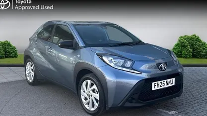 Used Toyota Aygo X PURE 72 HP (52 kW) 2025 SUV