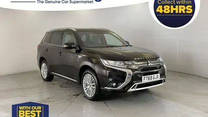 Black Used 2020 Mitsubishi Outlander P-HEV Estate | £14,150 (Fair price)