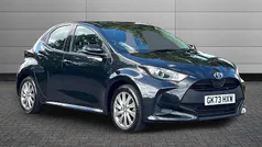 Black Used 2023 Toyota Yaris Hybrid Hatchback | £15,695 (Fair price)