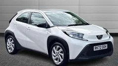 White Used 2022 Toyota Aygo PURE Hatchback | £13,999 (Fair price)
