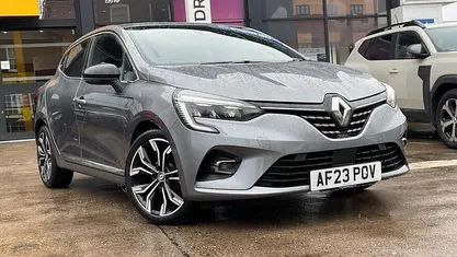 Used Renault Clio V Techno 90 HP (66 kW) 2023 Hatchback