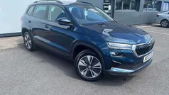 Petrol blue metallic Used 2023 Skoda Karoq SE Drive SUV | £17,995 (Fair price)