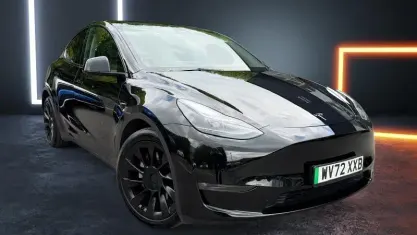 Usado Tesla Model Y Long Range AWD 286 kW (389 HP) 2025 SUV