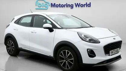 Begagnad Ford Puma Titanium 125 HK (91 kW) 2023 Vit SUV