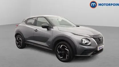 Usado Nissan Juke N-Connecta 143 HP (105 kW) 2023 Cinzento SUV