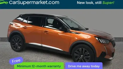 Usado Peugeot 2008 GT 154 CV (113 kW) 2020 Naranja SUV