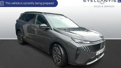 Used 2025 Peugeot 5008 Allure Estate | £26,981 (Fair price)