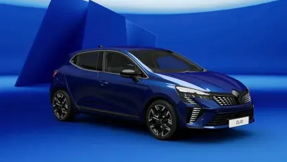 New Renault Clio Techno 90 HP (66 kW) 2026 Special metallic iron blue Hatchback