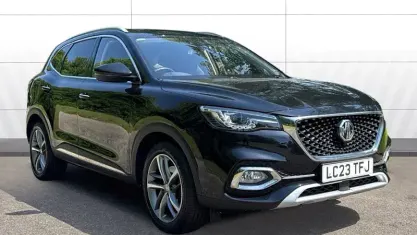 Used MG HS Exclusive 162 HP (119 kW) 2023 Black SUV