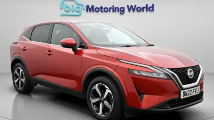Used Nissan Qashqai N-Connecta 158 HP (116 kW) 2022 Red SUV