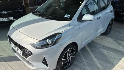 Used Hyundai i10 Premium 79 HP (58 kW) 2026 Hatchback