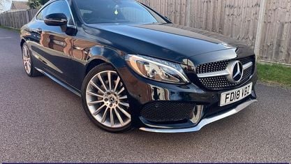 Begagnad Mercedes C200 AMG Line Premium 184 HK (135 kW) 2018 Svart Sportkupé