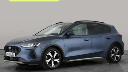 Used Ford Focus Active 125 HP (91 kW) 2023 Blue Hatchback