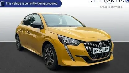 Used Peugeot 208 Allure+ 102 HP (75 kW) 2023 Hatchback