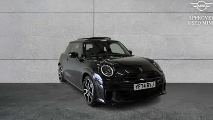 Used Mini Cooper Sport 204 HP (150 kW) 2024 Black Hatchback