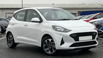 New 2026 Hyundai i10 Advanced Hatchback | £15,226 (Fair price)