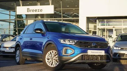 Used 2024 VW T-Roc Life SUV | £18,990 (Fair price)