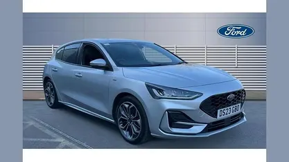 Used Ford Focus ST-Line X 125 HP (91 kW) 2023 Silver Hatchback