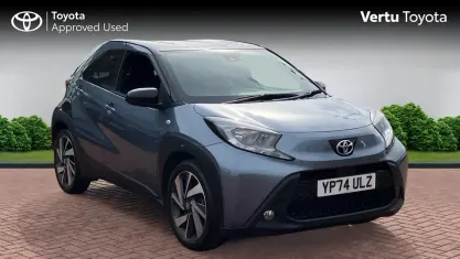 Used Toyota Aygo X 72 HP (52 kW) 2024 Grey SUV
