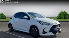 Used 2025 Toyota Yaris Hybrid Design Hatchback | £15,940 (Super price)