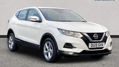 White Used 2018 Nissan Qashqai Acenta Premium SUV | £14,369 (Fair price)