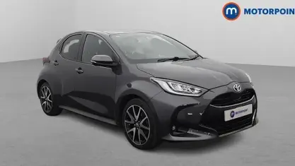 Usata Toyota Yaris Hybrid 116 CV (85 kW) 2021 Grigio Utilitaria